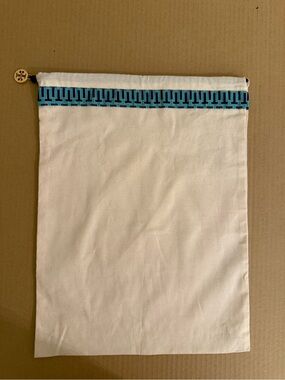 Tory Burch Cream Travel Dust Bag with Blue Trim